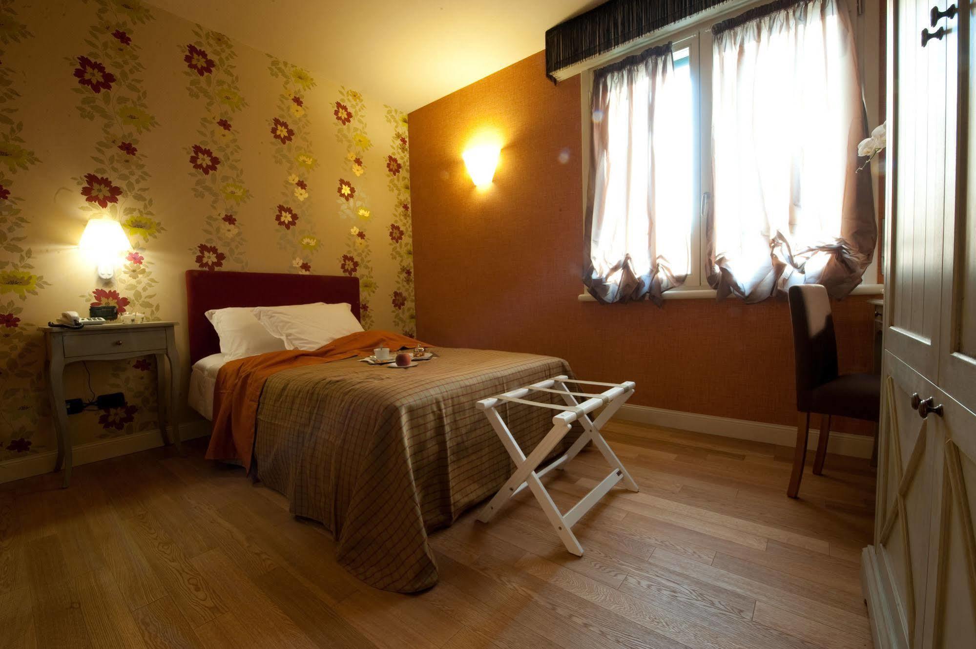 Hotel Locanda Stendhal Colorno Eksteriør bilde